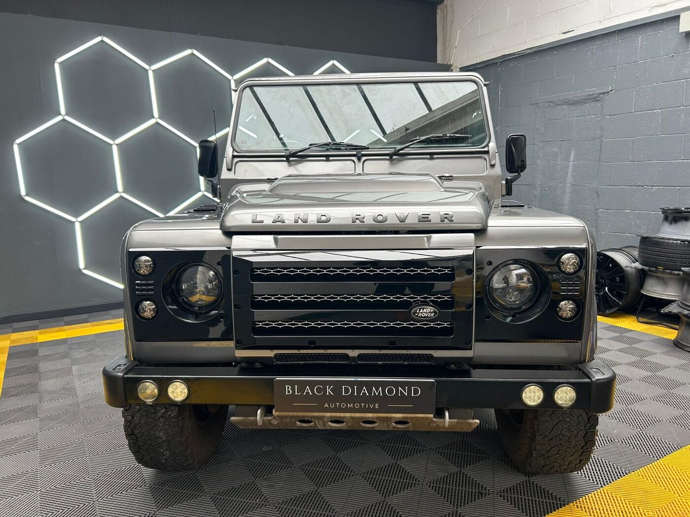 Land Rover Defender 90 front view, alternate angle